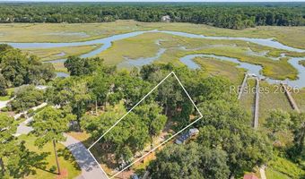 6114 Vaux Rd, Beaufort, SC 29906