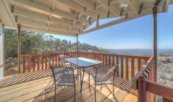 1991 Via Ladera, Fallbrook, CA 92028