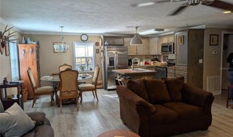 55135 5TH St, Astor, FL 32102