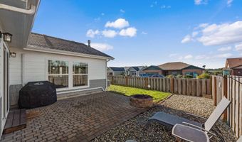 2669 CEDAR LOOP Dr, Bandon, OR 97411