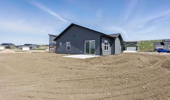 905 Bennington Dr, Box Elder, SD 57719