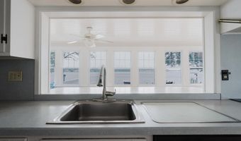 301 Compass Ave, Beachwood, NJ 08722