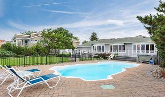 6 Harbor View Dr, Atlantic Highlands, NJ 07716