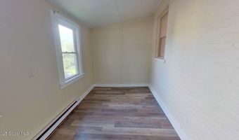 568 Park Ave Apt 2, Albany, NY 12208