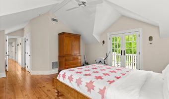 175 Cat Rock Rd, Cos Cob, CT 06807