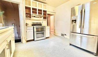 605 Mechanic St, Alton, IL 62002