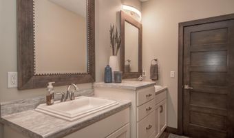 580 Linden Drive 104, Arnolds Park, IA 51331