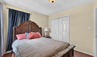 29 WALDEN Ln, Dover, DE 19904