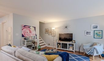 14 Lucia Ct, Aberdeen, NJ 07747