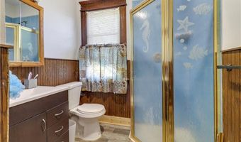 19 5th St, Ansonia, CT 06401
