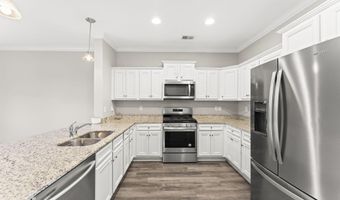 3150 Mayflower Ln, Sumter, SC 29150