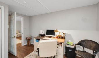 749 Park Ave, Belford, NJ 07718