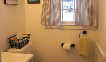 116 Commerce St 15, Clinton, CT 06413