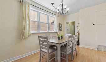 96 W 18TH St, Bayonne, NJ 07002