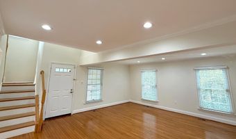 2438 S WALTER REED Dr S E, Arlington, VA 22206