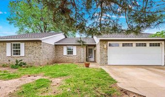 300 Pintail Cir, Altus, OK 73521