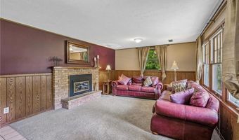 109 Cimarron Ct, Apple Valley, MN 55124