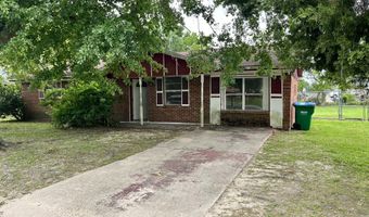 6136 Frederick St, Moss Point, MS 39563