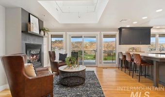889 E Chardie Rd, Boise, ID 83702