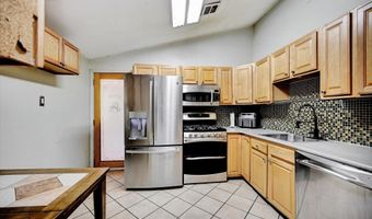 10 7th St, Aberdeen, NJ 07747