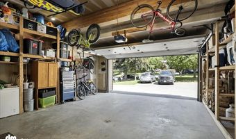 6622 Lakeway Dr, Anchorage, AK 99502