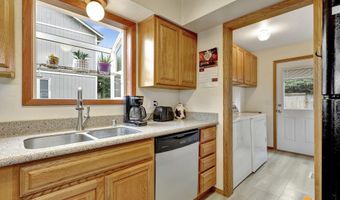 6950 Tamir Ave, Anchorage, AK 99504