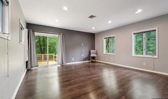 953 Franklin Tpke, Allendale, NJ 07401