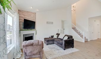 8727 Stoddard Ln, Indianapolis, IN 46217
