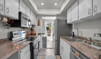 1558 NW MIDLAKE Ln, Beaverton, OR 97006