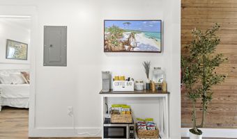 782 Water St, Biloxi, MS 39530