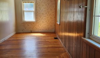 14 Getchell St, Bath, ME 04530