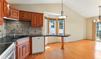 14377 Exley Ln, Apple Valley, MN 55124