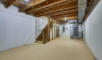 1525 ORONOCO St, Alexandria, VA 22314