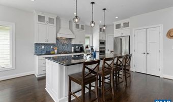 61 HILLSIDE Ln, Afton, VA 22920