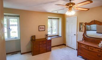 4432 Thatcher Rd, Alton, IL 62002