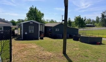819 N MAPLE St, Adamsville, TN 38310