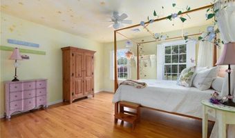 150 Delta Dr, North Kingstown, RI 02874