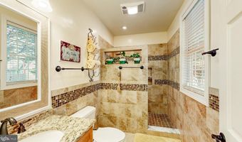 303 S BEDFORD St, Georgetown, DE 19947