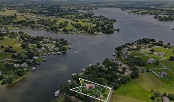 1066 Lake Viking Ter, Altamont, MO 64620