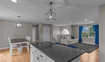 92 Dewolf Ave, Bristol, RI 02809