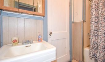 141 S CENTRAL Ave, Alexander City, AL 35010