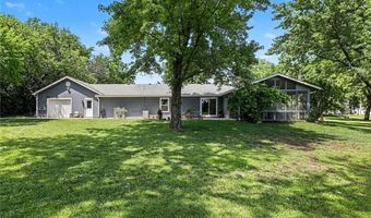 16985 Evans Rd, Basehor, KS 66007