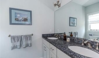 200 Wickford Ct, North Kingstown, RI 02852