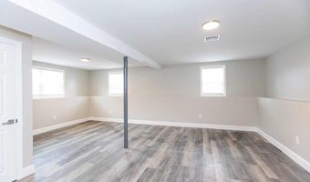 2 Holmes Rd, Coventry, RI 02816