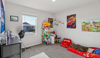 4204 NE 16th St, Ankeny, IA 50021
