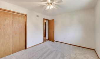 11242 S Avon Ave, Alsip, IL 60803