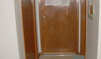 1521 S 7th St, Aberdeen, SD 57401
