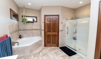 8409 NW County Road 6002, Amoret, MO 64722