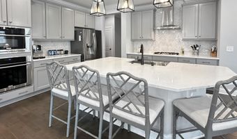 2438 Braxton Wood Ln, Apex, NC 27523