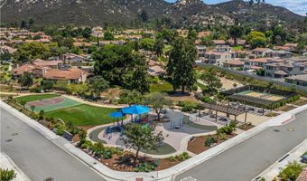 2113 David Dr, Escondido, CA 92026